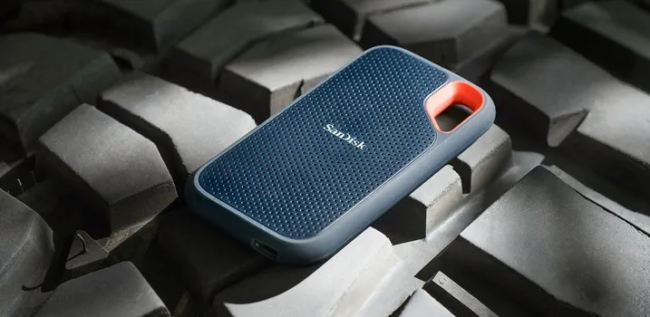 SANDISK EXTREME 1TB / SSD PORTABLE (6 / 8)