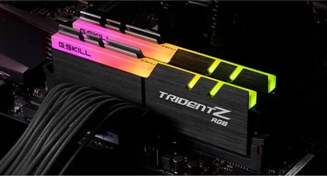 G.SKILL DIMM DDR4 16GB (2X8) / 3600MHZ F4-3600C18D-16GTZR TRIDENT Z RGB