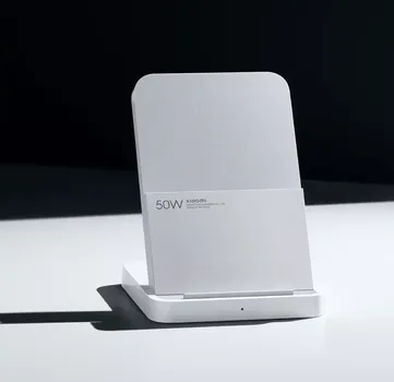 XIAOMI 50W WIRELESS CHARGING STAND PRO BEŽIČNI PUNJAČ │ BOJA: BIJELA │ BRZO PUNJENJE: 50W │ ULAZ: 5–20V ⎓ 3.25A MAX │ IZLAZ: 50W MAX │ PRIKLJUČAK: USB-C (4 / 5)