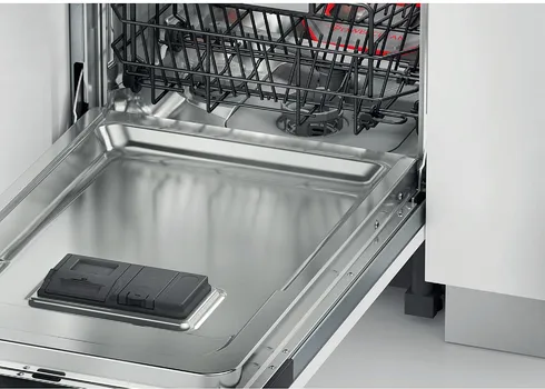 WHIRLPOOL WSIC 3M27 (7 / 7)