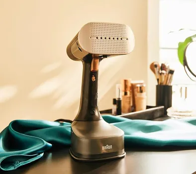 BRAUN PEGLA ZA VERTIKLANO PEGLANJE QUICKSTYLE 7 GS7077BK (3 / 11)