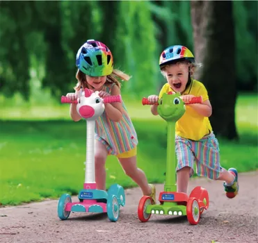 CLEMENTONI SKUTER NA GURANJE-JEDNOROG M (3 / 3)