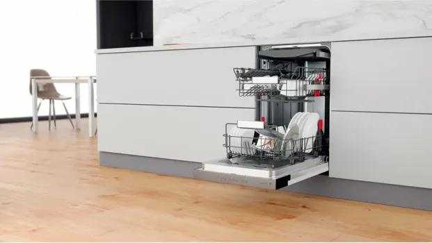 WHIRLPOOL WSBO 3O23 PF X [45cm] (4 / 10)