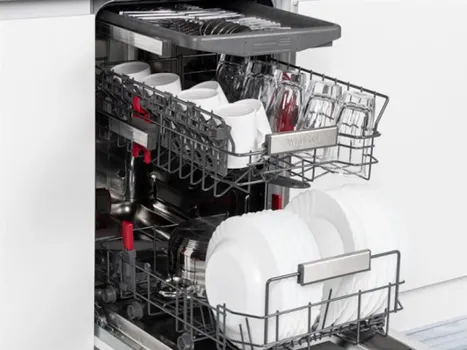 WHIRLPOOL WSBO 3O23 PF X [45cm] (8 / 14)