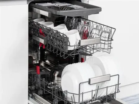WHIRLPOOL WSBO 3O23 PF X [45cm] (9 / 10)
