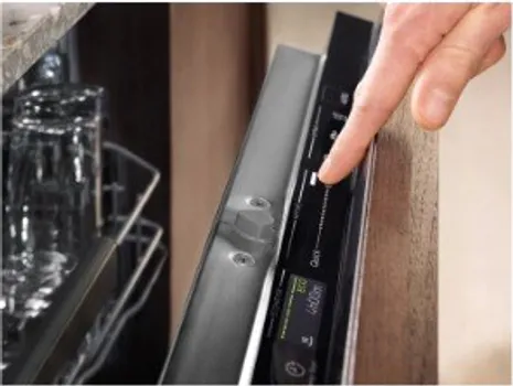 ELECTROLUX EEM43200L [45cm] (7 / 18)