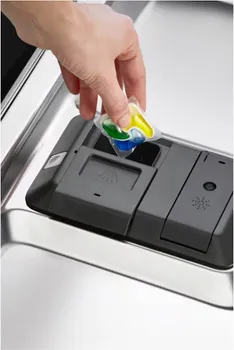 ELECTROLUX EEM43200L [45cm] (13 / 16)