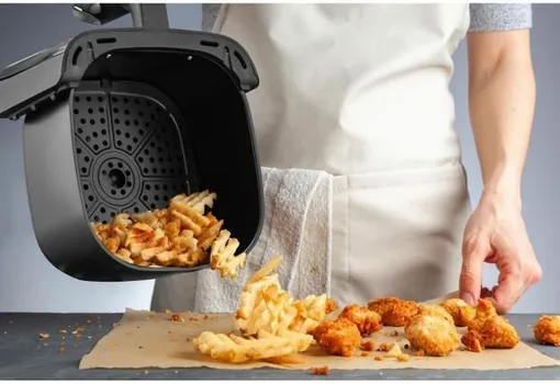 FRITEZA NA VRUĆI ZRAK ARTHUR MARTIN AMPAF5, 5(L), 1400W