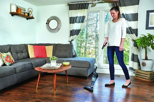 BLACK&DECKER BEŽIČNI ŠTAPNI/RUČNI USISIVAČ 10.8V 4U1 BLACK+DECKER (4 / 8)