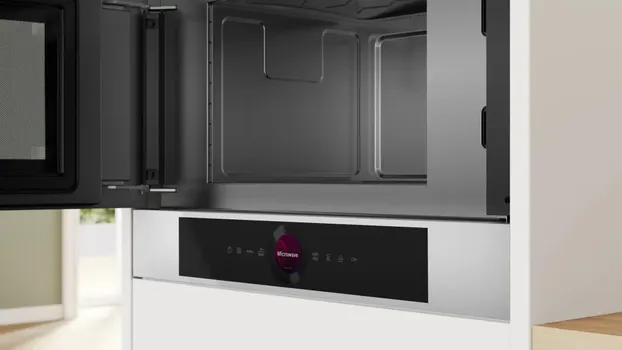 BOSCH UGRADNA MIKROTALASNA RERNA BFL7221W1 (2 / 2)