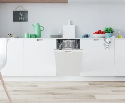 INDESIT DSIO 3M24 C S (2 / 7)