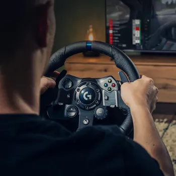 LOGITECH G923 TRUEFORCE RACING WHEEL (10 / 28)