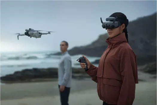 DJI RC MOTION 3 (2 / 8)