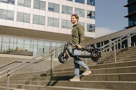 SEGWAY NINEBOT KICKSCOOTER F2 E II | 367 WH | 800W | 25KM/H | 55KM | 100KG (3 / 10)