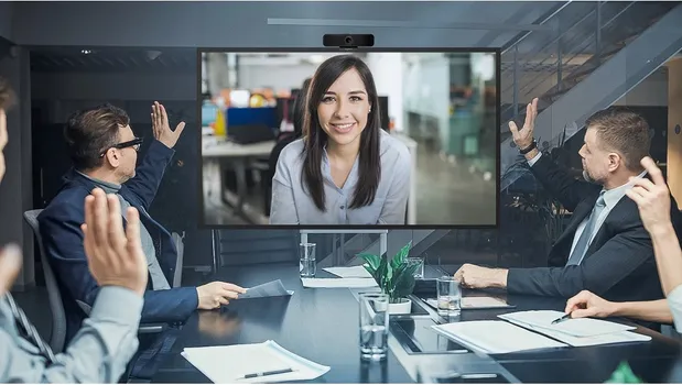 SAMSUNG 55CRYSTAL UHD [55 / UHD / SIGNAGE / QMC] (2 / 6)