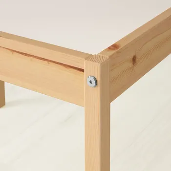 IKEA LÄTT (2 / 3)
