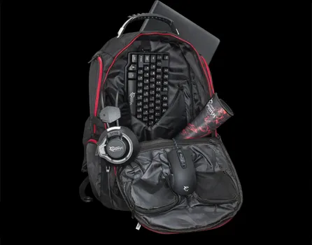 WHITE SHARK DARK NOMAD (2 / 2)