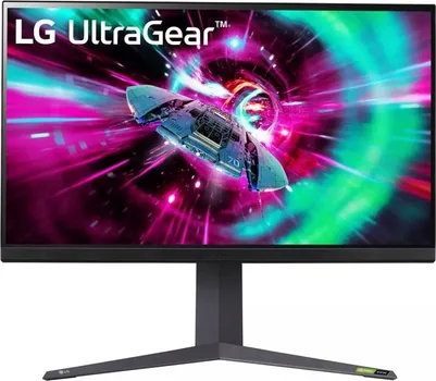 LG ULTRAGEAR 32GR93U-B [32 / UHD 4K / IPS / 1MS / 144HZ / HDR400 / G-SYNC / FREESYNC] (1 / 8)