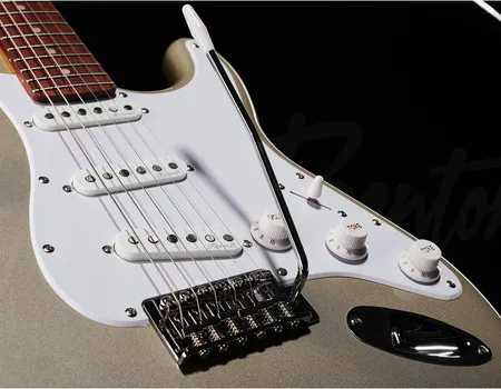 HARLEY BENTON ST-62CC INCA SILVER ELEKTRICNA GITARA ST-STYLE (7 / 10)