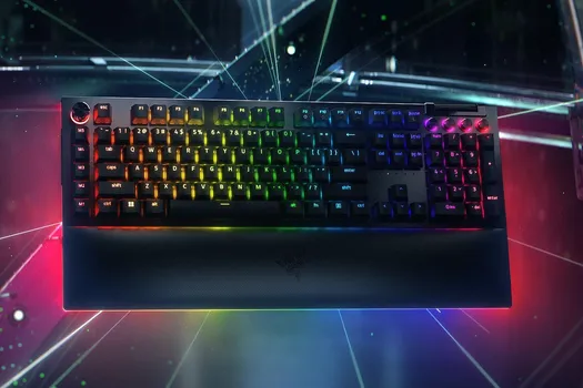RAZER BLACKWIDOW V4 PRO (21 / 25)