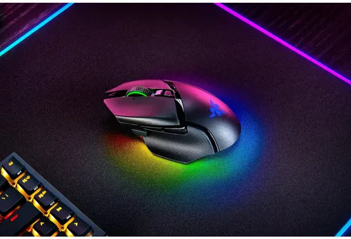 RAZER BASILISK V3 PRO [WIRELESS] (8 / 29)