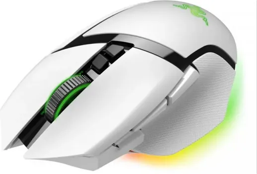 RAZER BASILISK V3 PRO [WIRELESS] (20 / 29)