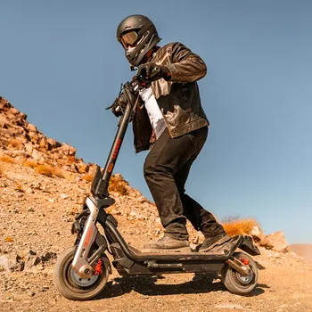 ELEKTRIČNI TROTINET SEGWAY NINEBOT KICKSCOOTER GT3 PRO (2 / 4)