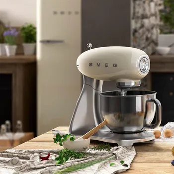 SMEG KUHINJSKI ROBOT SMF02CREU (7 / 8)