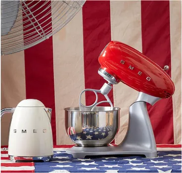 SMEG KUHINJSKI ROBOT SMF02RDEU (4 / 9)