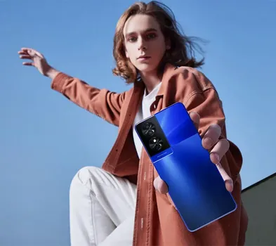 TCL 50 SE 6GB / 256GB (5 / 5)