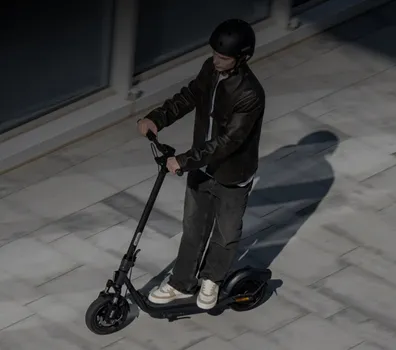 SEGWAY ELEKTRIČNI ROMOBIL NINEBOT KICKSCOOTER F2 E II (5 / 8)