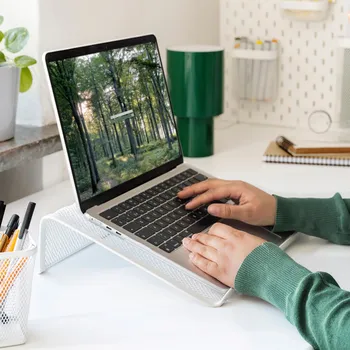IKEA DRÖNJÖNS PODLOGA ZA LAPTOP 305.968.00 (4 / 7)