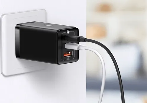 BASEUS GAN5 PRO 65W PUNJAČ │ 65W SNAGA │ 2X USB-C + USB │ GAN5 TEHNOLOGIJA │ PD3.0 / QC3.0 / PPS │ KOMPAKTNE DIMENZIJE │ VIŠESTRUKA ZAŠTITA │ UKLJUČEN USB-C KABL (10 / 12)