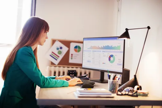 PHILIPS 24E2N1110/00 MONITOR │ DIJAGONALA EKRANA: 60,5 CM (23.8 ) │ REZOLUCIJA: 1920 X 1080 PIKSELA FULL HD │ IPS EKRAN │ VREME ODZIVA: 1 MS (MPRT) │ MAKSIMALNA FREKVENCIJA OSVEŽAVANJA: 120 HZ │ HDMI / VGA (12 / 12)