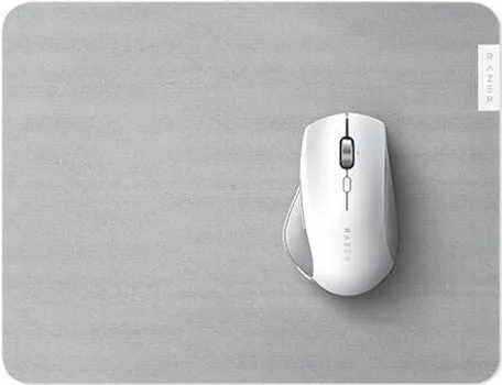 RAZER PRO GLIDE MEKA MEDIUM (1 / 4)