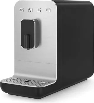 SMEG APARAT ZA ESPRESSO KAFU BCC01BLMEU, CRNI (4 / 8)