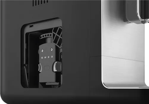 SMEG APARAT ZA ESPRESSO KAFU BCC01BLMEU, CRNI (6 / 8)