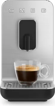 SMEG APARAT ZA ESPRESSO KAFU BCC01BLMEU, CRNI (8 / 8)