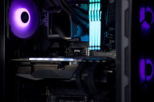 KINGSTON FURY RENEGADE G5 1TB SSD DISK │ KAPACITET 1 TB │ FORMAT M.2 │ PCI EXPRESS 5.0 │ NVME PODRŠKA │ 3D TLC MEMORIJA │ BRZINA ČITANJA 14200 MB/S │ BRZINA PISANJA 11000 MB/S (6 / 13)